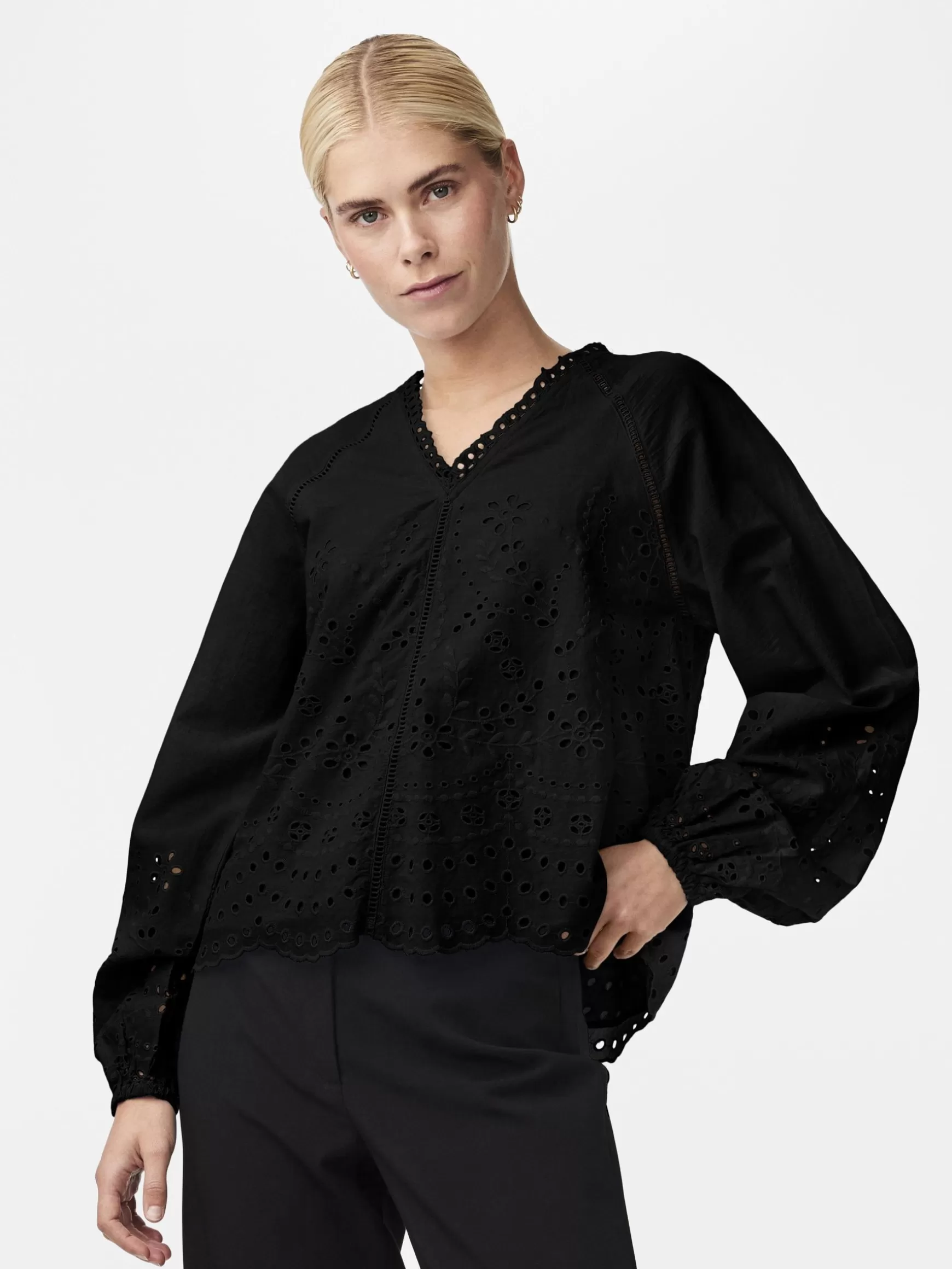 Cheap YAS LUMA BLUSE Black